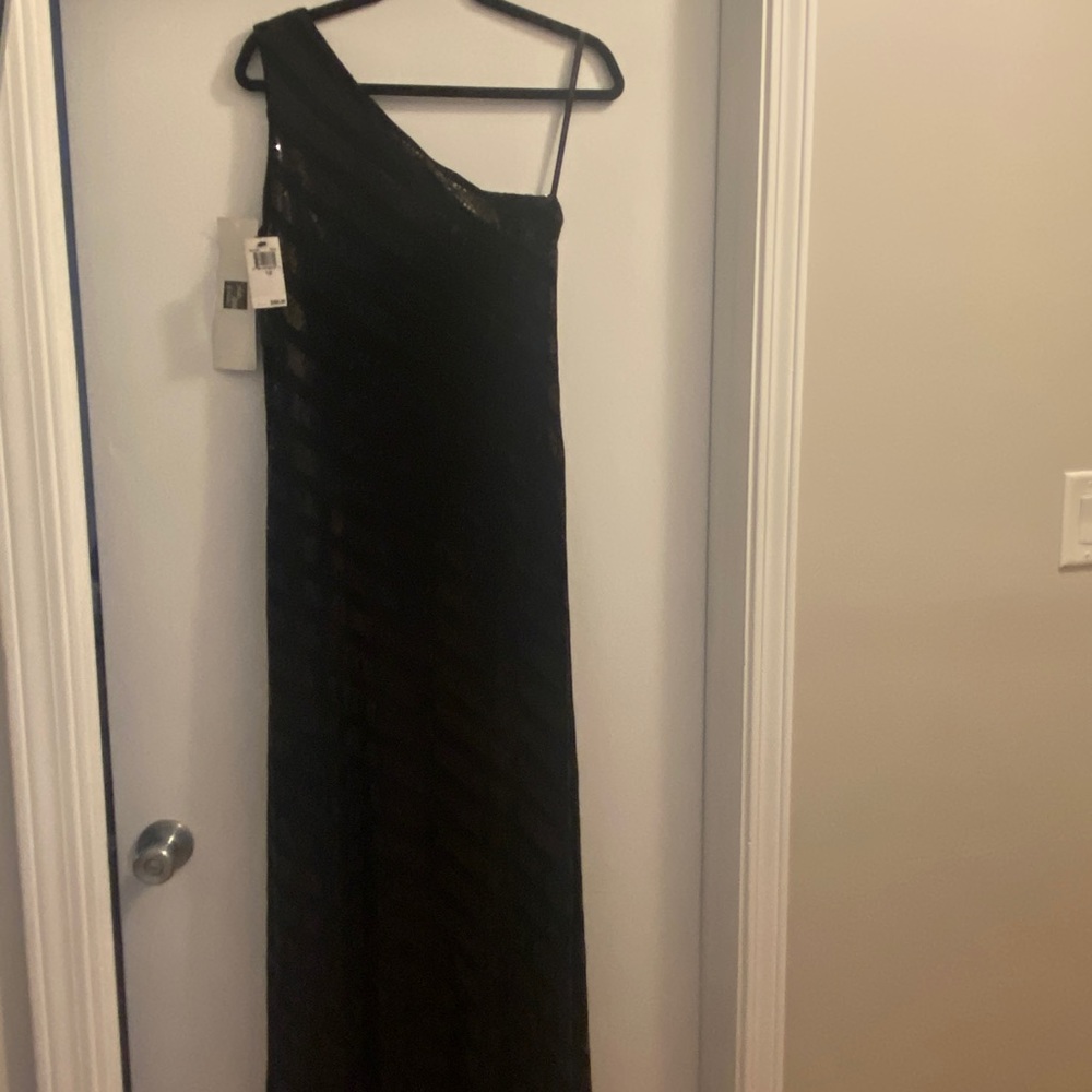 Black sequined David Meister for Saks Fifth Avenue evening gown. Size 12. NWT.